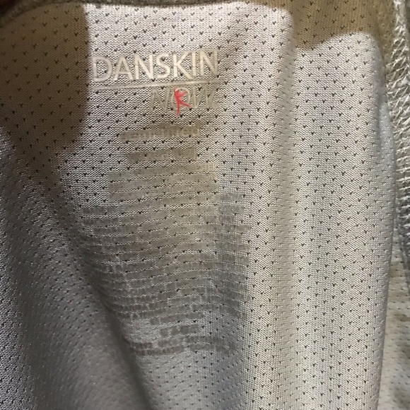 Danskin Now grey semi-fitted pullover (XS) - Picture 5 of 5